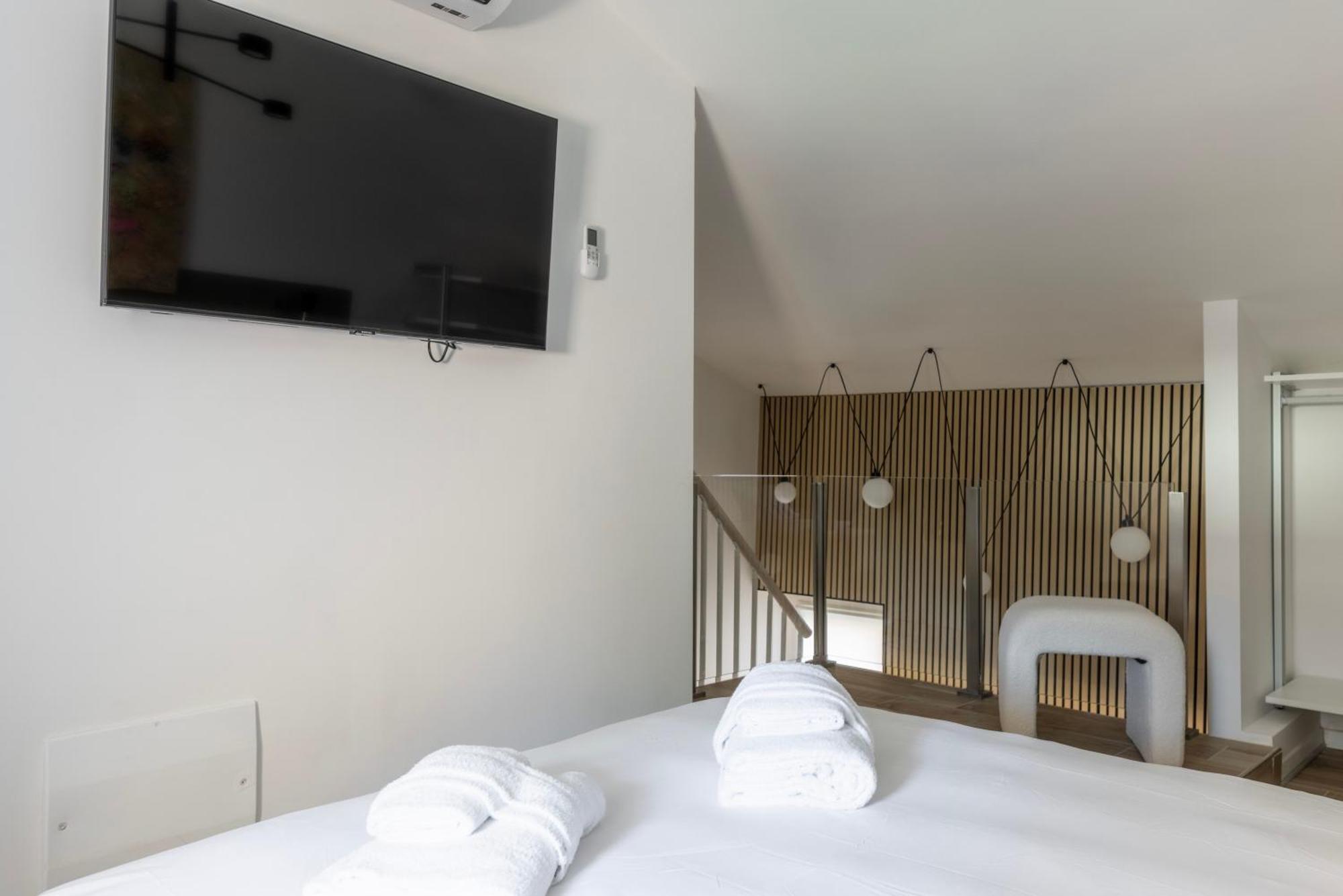 Apartment Mauvesweetrhome 2 *